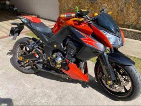 KAWASAKI Z1000 